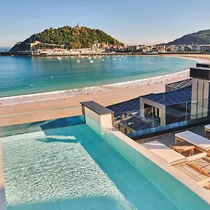 Nobu Hotel